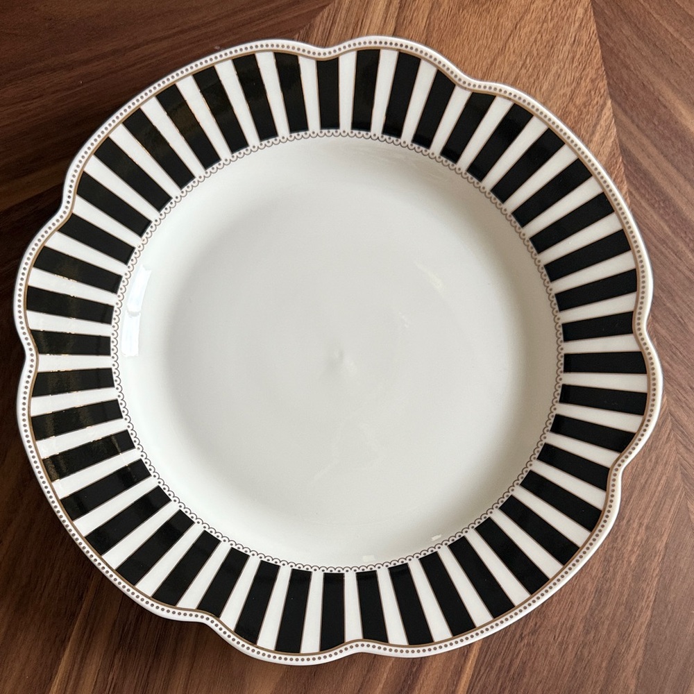 Elegant Black and White Striped Dinner Plate
